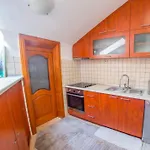 Luka-mostar Free Parking With Echarger *