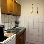 Luka-mostar Free Parking With Echarger *