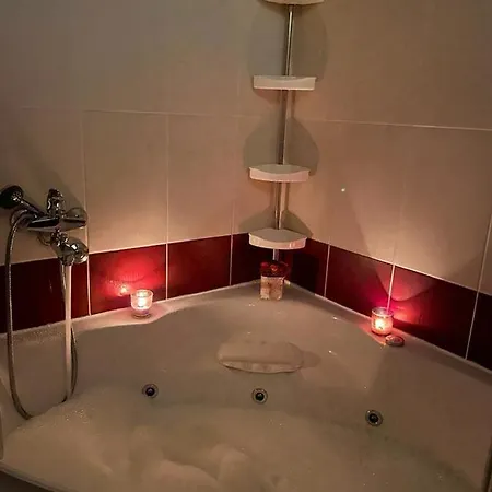 Luka-mostar Free Parking With Echarger