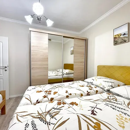 Luka-mostar Free Parking With Echarger