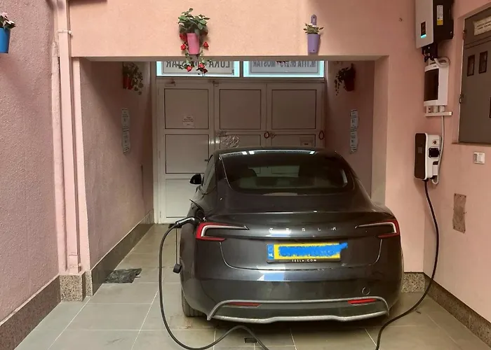 Luka-mostar Free Parking With Echarger Lägenhet *